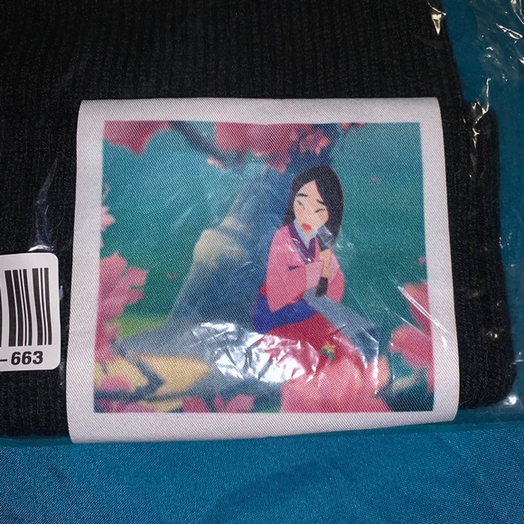 Mulan Beanie - Picture 2 of 3